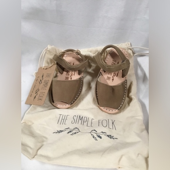 The Simple Folk Kids Tan Sandals - Picture 1 of 8